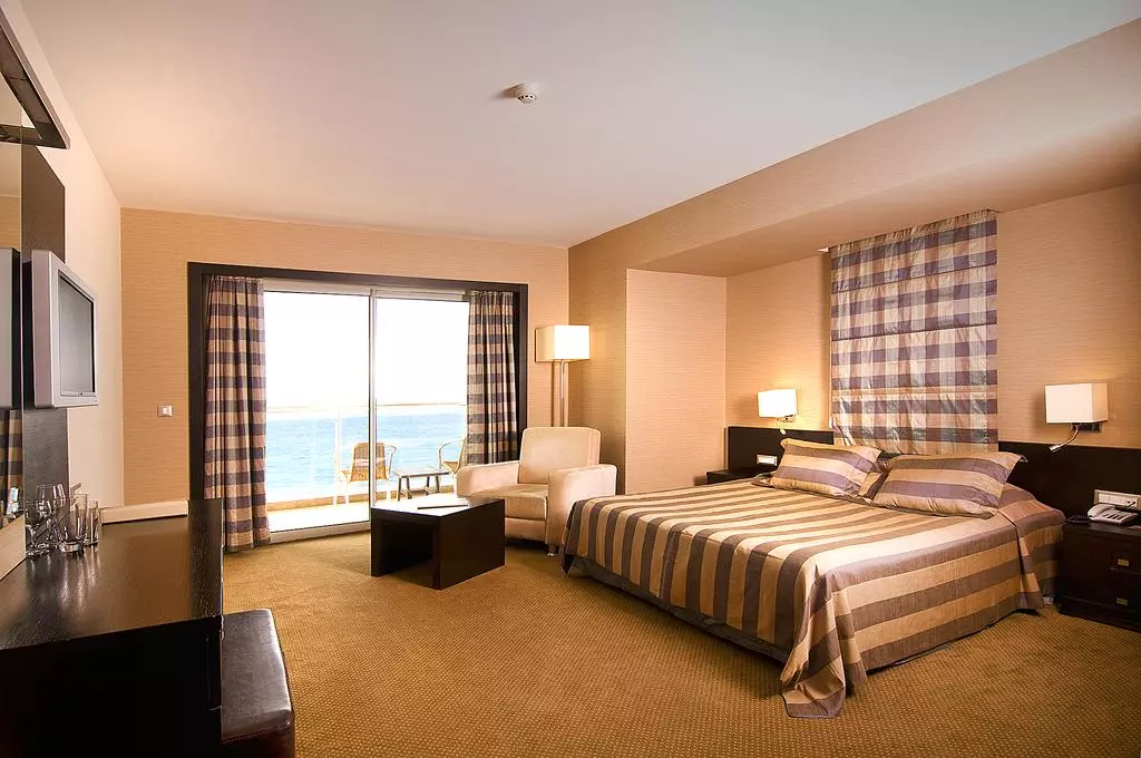 Charisma De Luxe Hotel (4)-mehrparvaz